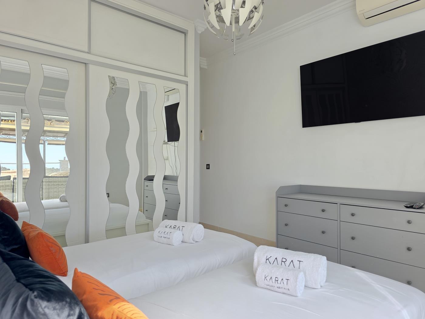 KARAT Villa Roque del Conde in Costa Adeje