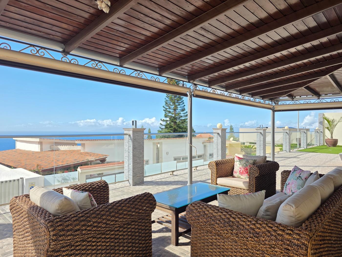 KARAT Villa Roque del Conde in Costa Adeje