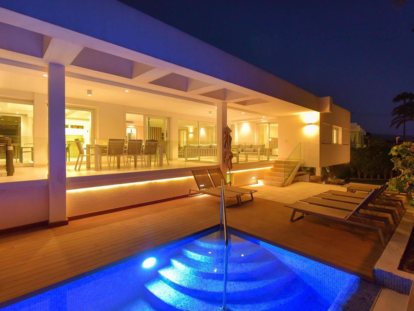KARAT Villa Serenity Maspalomas in Maspalomas