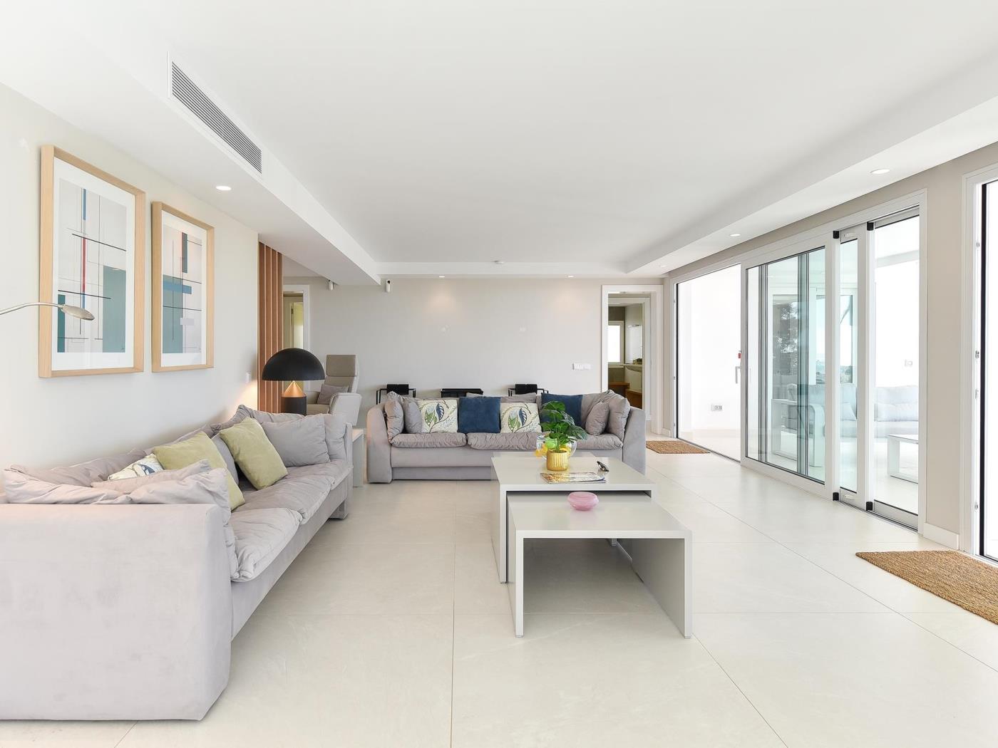 KARAT Villa Serenity Maspalomas in Maspalomas