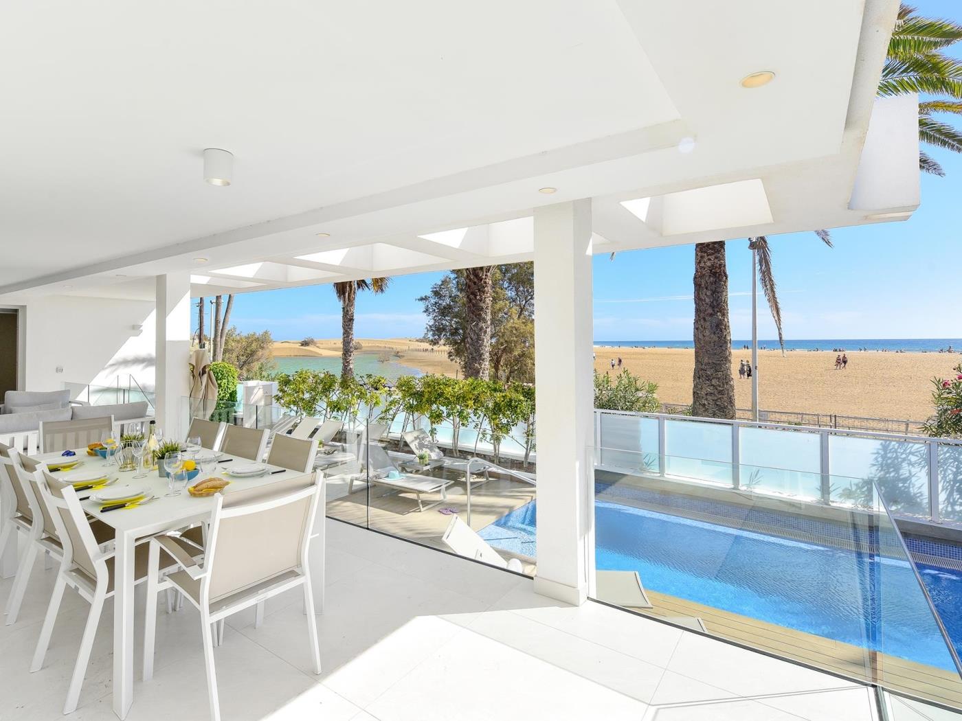 KARAT Villa Serenity Maspalomas in Maspalomas