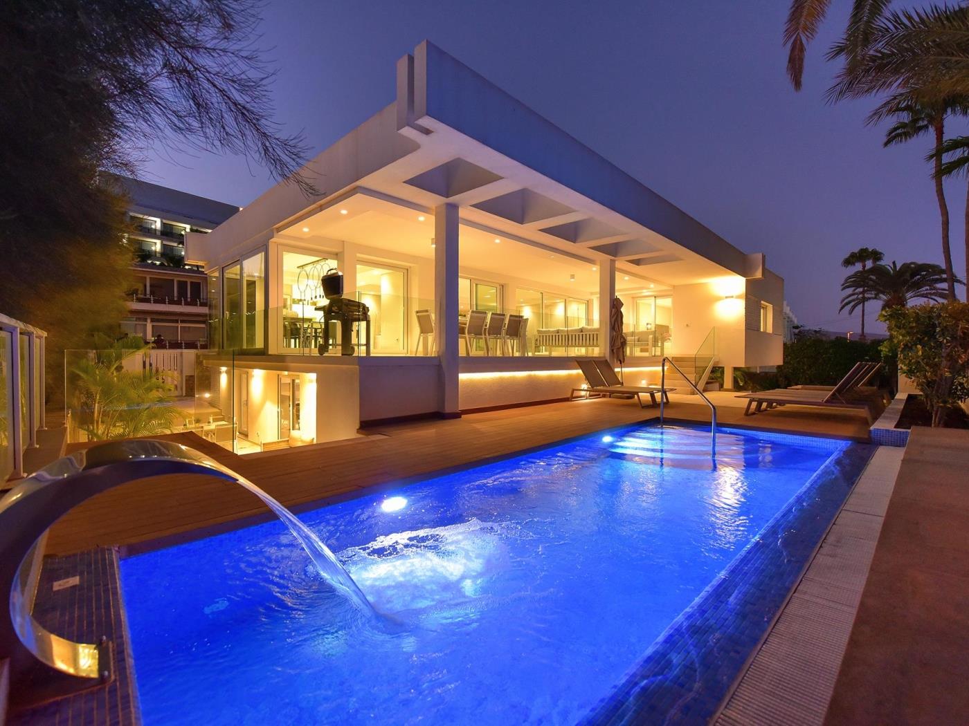 KARAT Villa Serenity Maspalomas in Maspalomas
