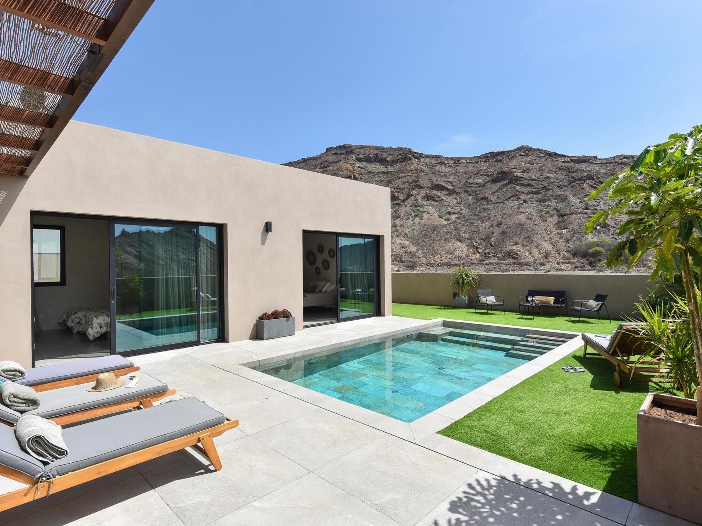 KARAT Villa Solaris in Playa del cura & Tauro