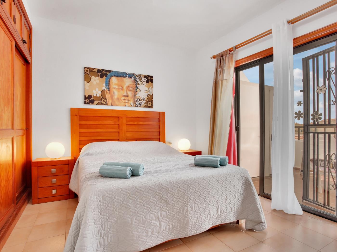 Superb Flat, Terrace 20m, 2Rooms, Pool, Wi Fi in COSTA DEL SILENCIO