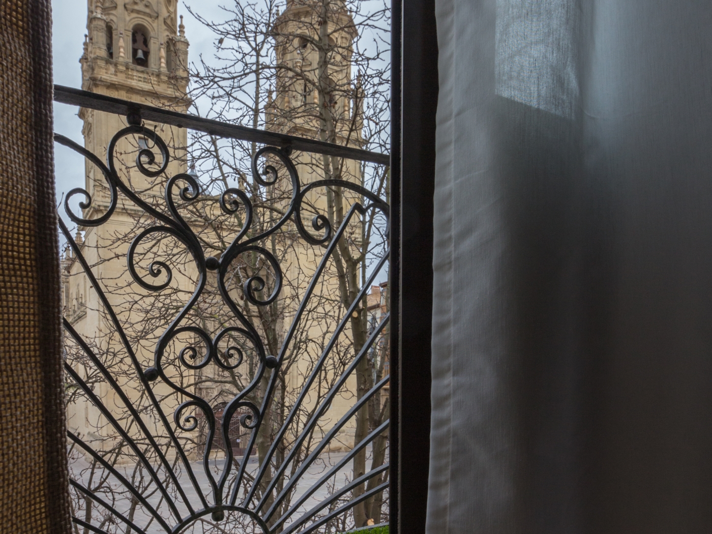 Estudio con vistas a la catedral de Logroño à Logroño