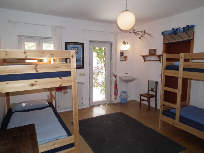 Da Silva Surfcamp - Bed in Girls' Dorm 3 in Lourinhã