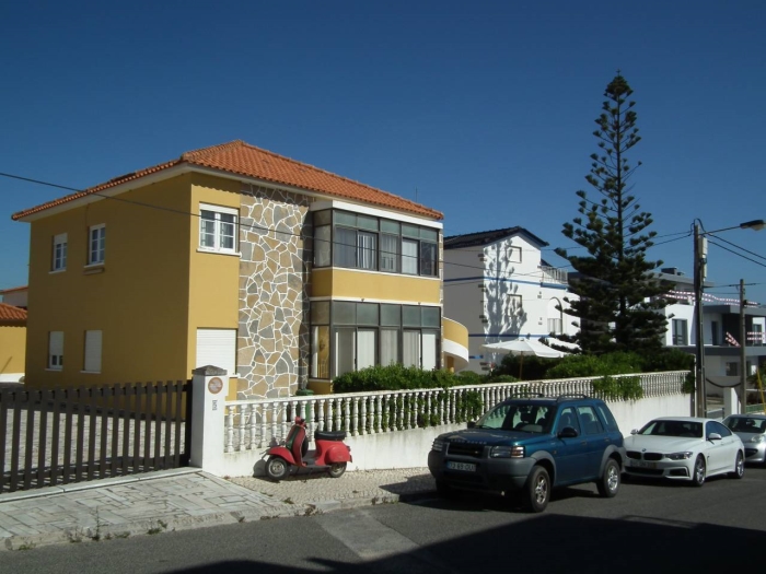 House Zizi Bela with Sunset Beachview in Lourinhã