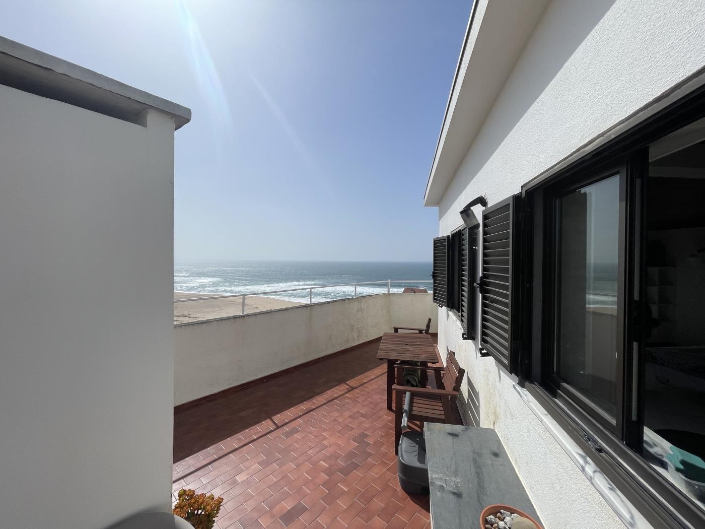 Casa da Torre Rooftop Terrace in Praia da Areia Branca