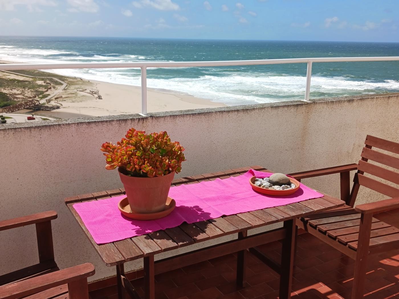 Casa da Torre Rooftop Terrace in Praia da Areia Branca