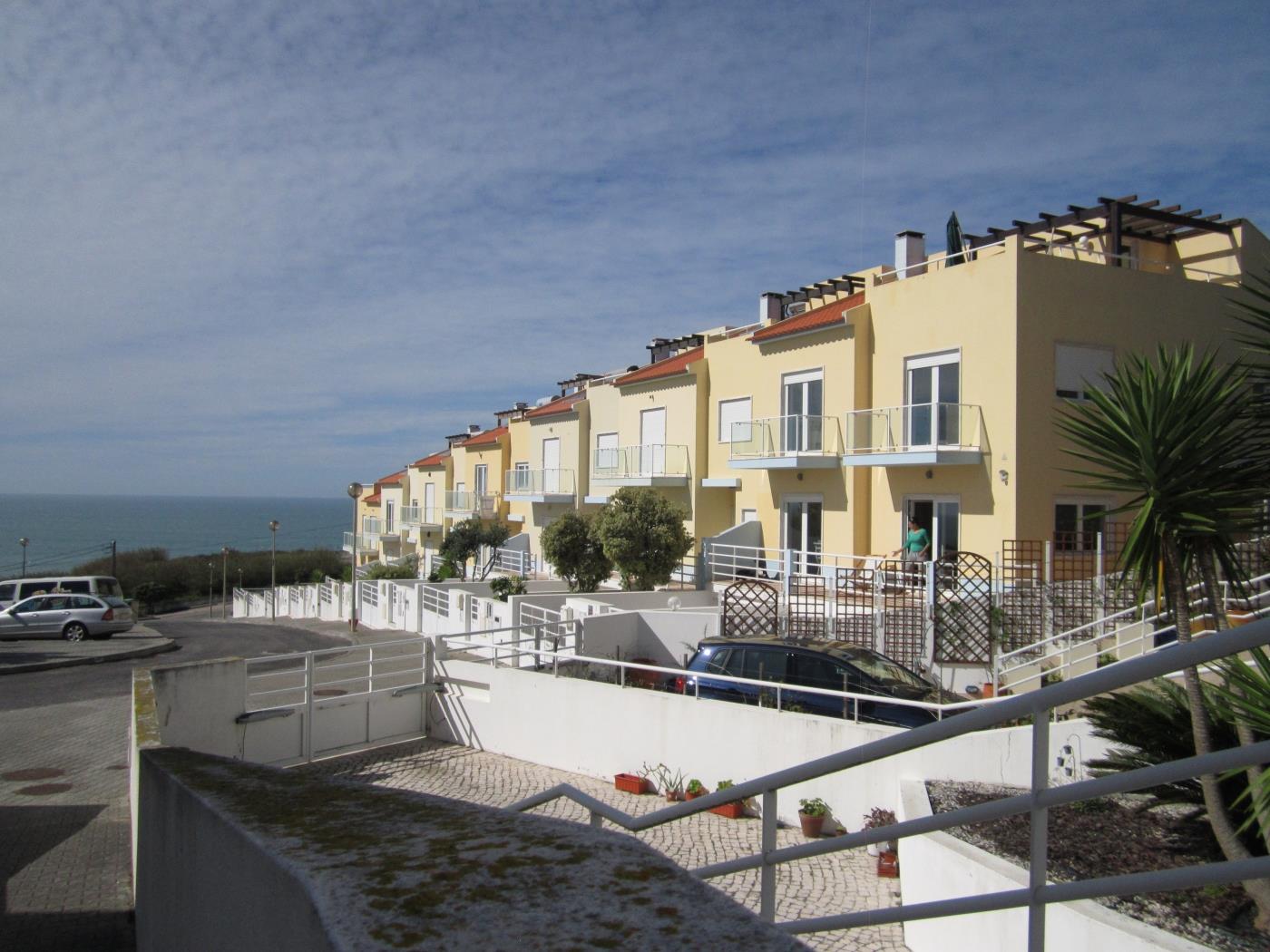 Casa Elsa's Seaside Terrace in Atalaia