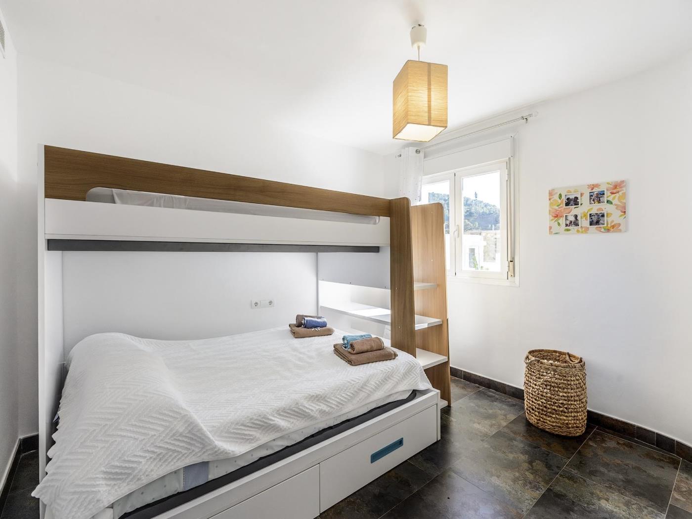 Can Dineo - 5 bedroom villa in Cala Vadella in Sant Josep de sa Talaia