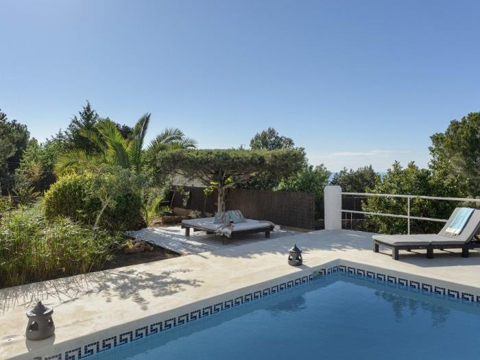 Villa con piscina y vistas al mar en Sant Josep de sa Talaia