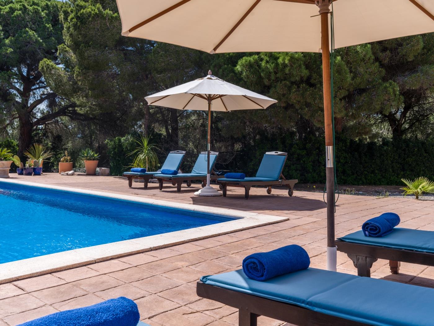 Can Mabel - Casa de campo con piscina cerca de la ciudad de Ibiza en Nostra Senyora de Jesus