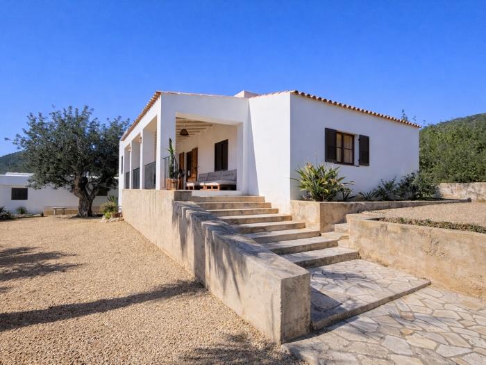 Can Pep Vicentet - House with pool and garden in Es Cubells in Sant Josep de sa Talaia