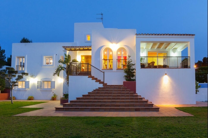 Villa Esgueva - Seaview Villa in Port des Torrent in Sant Josep de sa Talaia