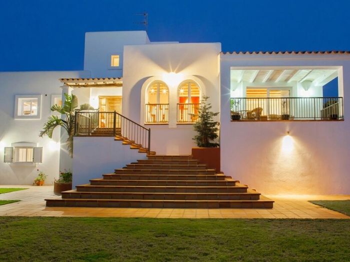 Villa Esgueva - Seaview Villa in Port des Torrent in Sant Josep de sa Talaia
