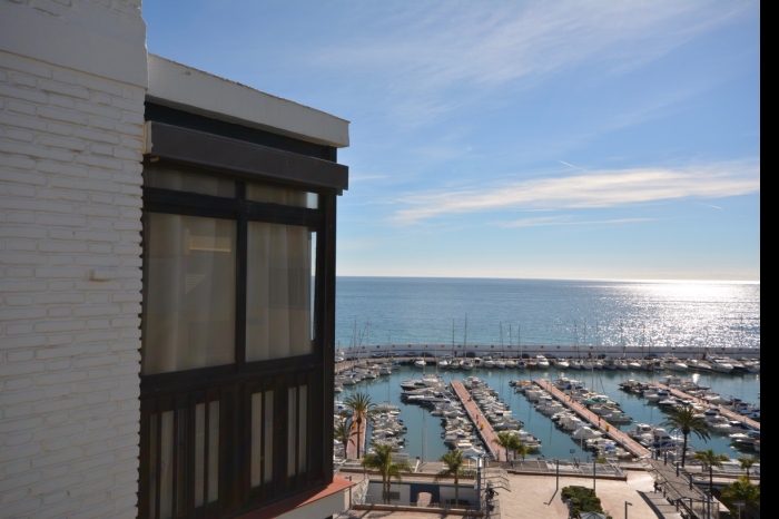 TITANIC - Stunning sea views in the city center