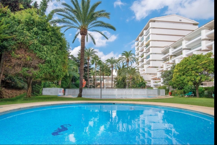 WONDERFUL - Close to the beach, with pool, in Jardines del Mar