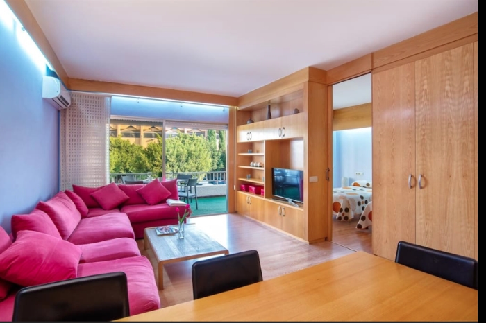 WONDERFUL - Close to the beach, with pool, in Jardines del Mar
