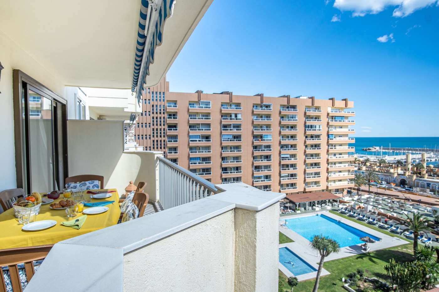 Rental unit in Fuengirola · ★New · 3 bedrooms · 4 beds · 2 baths