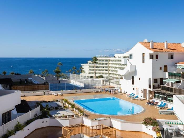 Apartamento con vistas de piscina in the heart of Costa Adeje in Costa Adeje