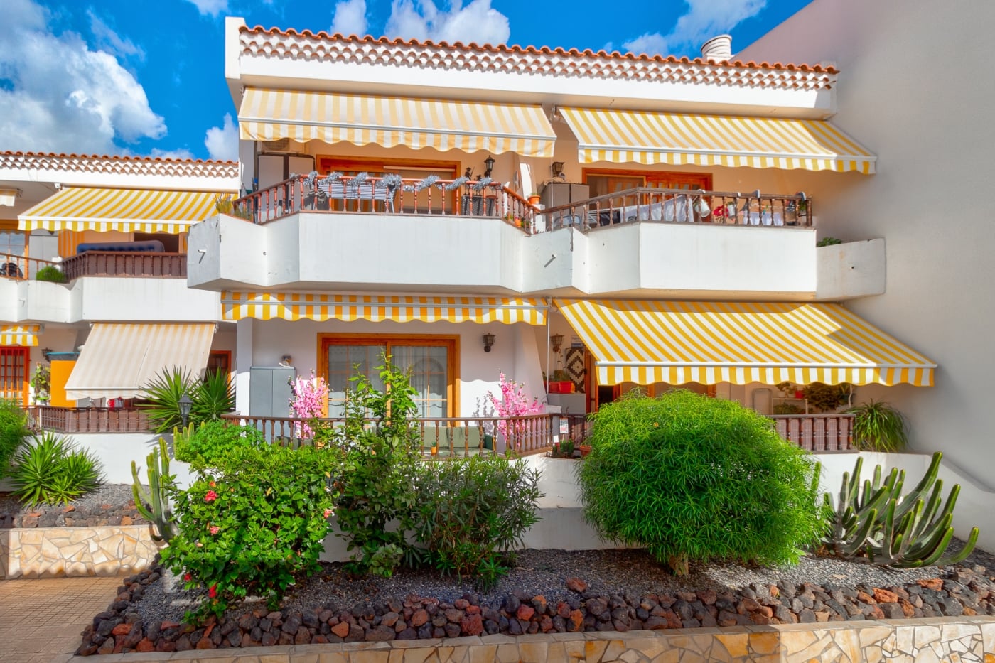 Spacious Renovated Apartment Near X-Sur Shopping Centre in Costa Adeje