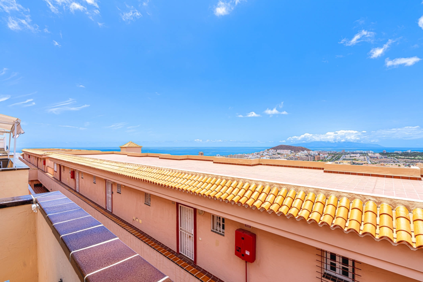 Apartamento con vistas a la última planta en Los Cristianos