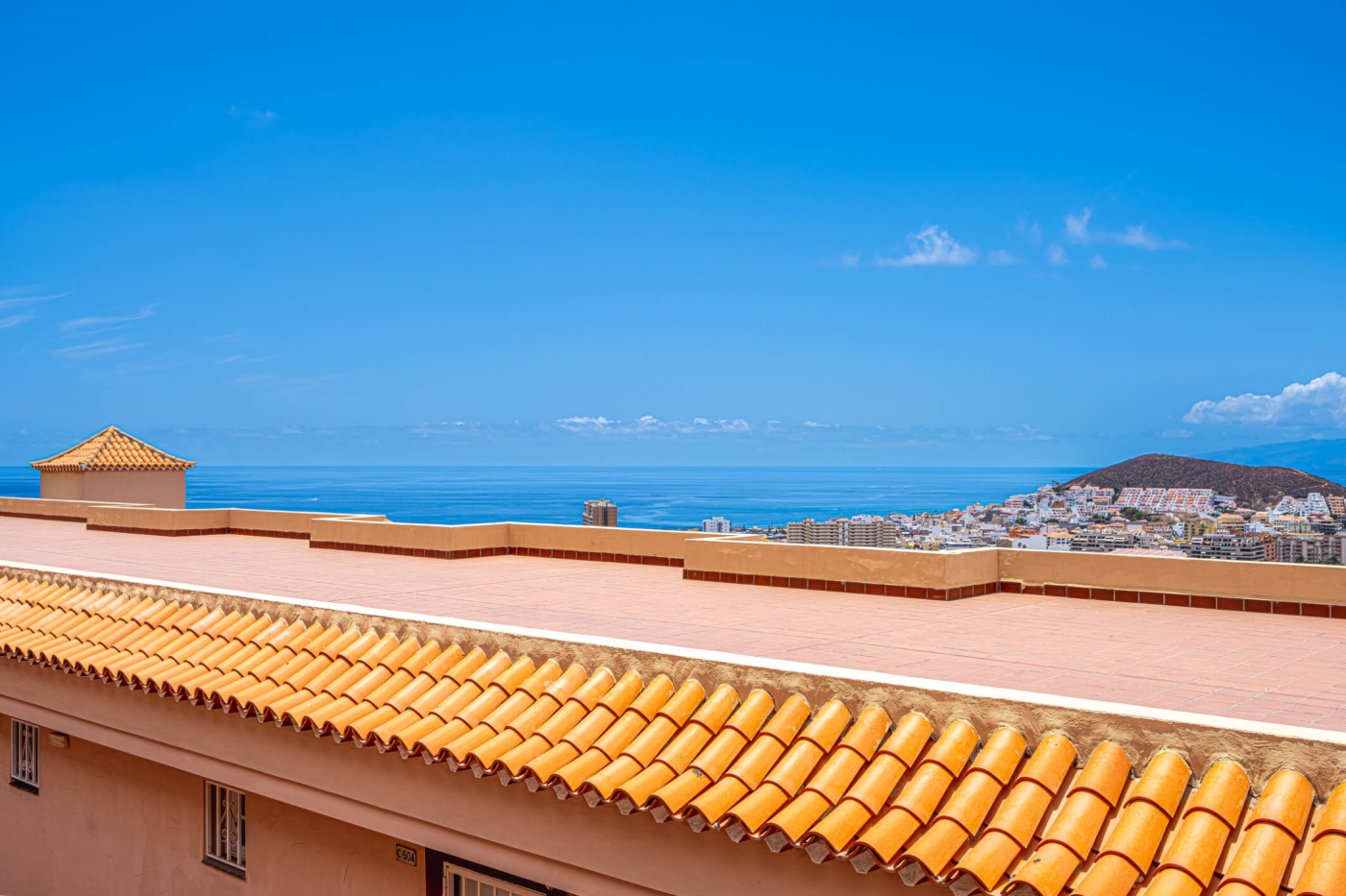 Apartamento con vistas a la última planta en Los Cristianos