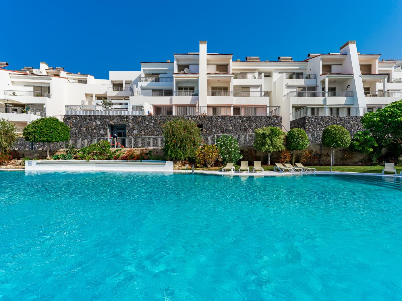 Роскошный апартамент Magnolia в престижном тихом районе Ла-Калета b La Caleta