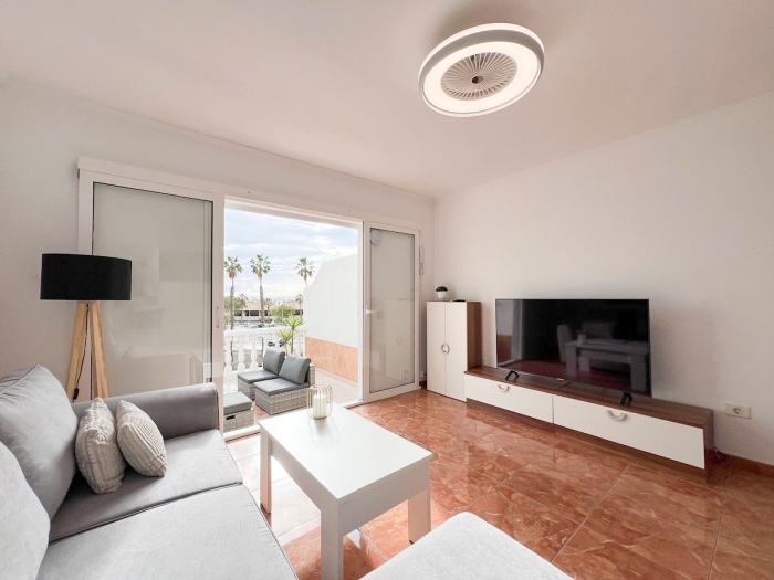 Oasis San Eugenio b Adeje