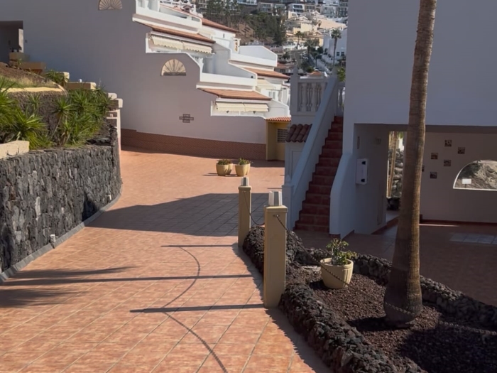 Oasis San Eugenio b Adeje