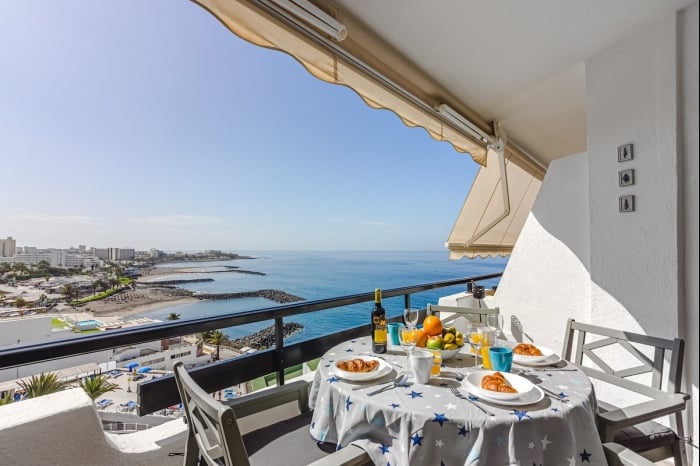 Fantastic view apartment overlooking the ocean in San Eugenio in Costa Adeje