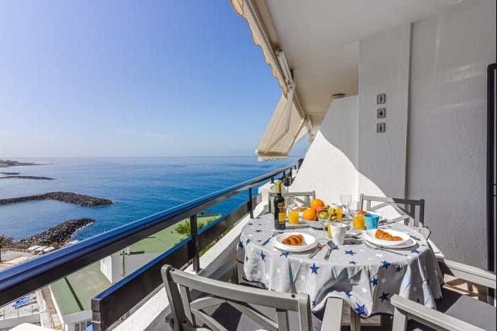 Fantastic view apartment overlooking the ocean in San Eugenio in Costa Adeje
