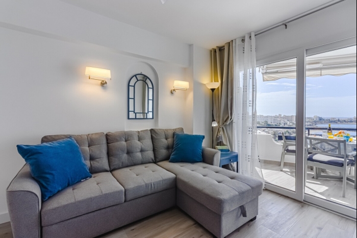 Fantastic view apartment overlooking the ocean in San Eugenio in Costa Adeje