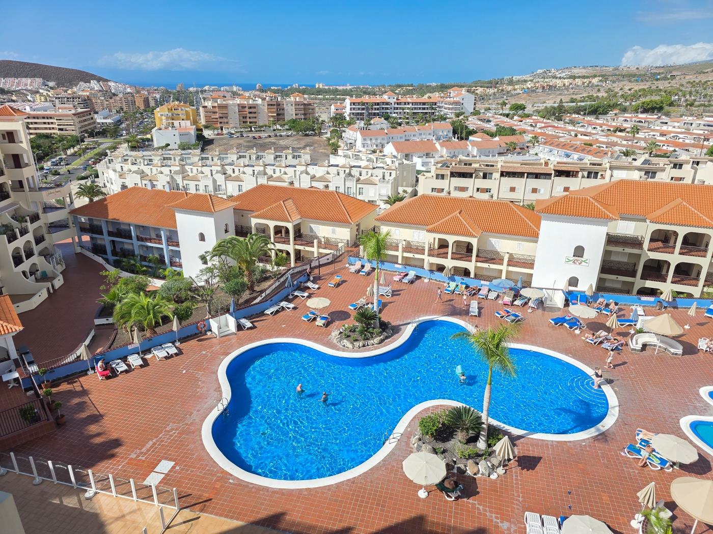 OBSIDIAN DINASTIA in Los Cristianos