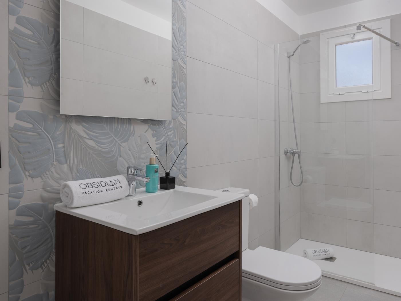 GRANADA PARK PREMIUM APARTMENT in Arona