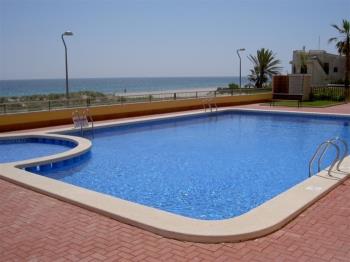 Apartments for three people with terrace and sea views.