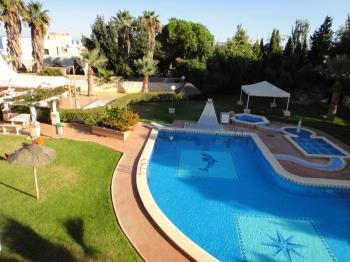 Apartments mit Pool in unmittelbarer Strandnähe. Ref.San Antonio 46